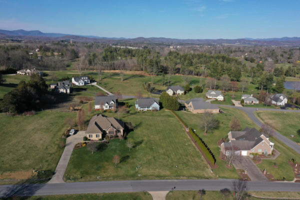 35 PINEHURST DR, LEXINGTON, VA 24450, photo 2 of 4